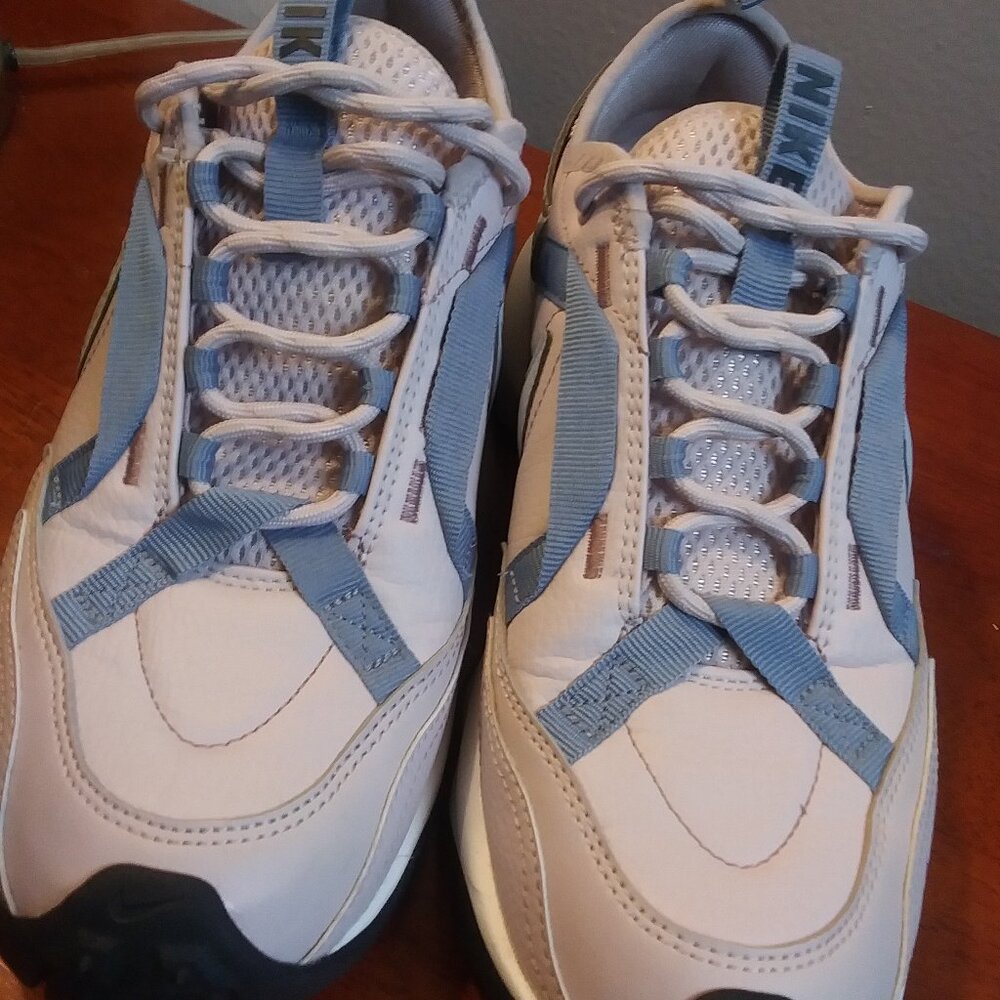 Nike Women's TC 7900 'Platinum Violet Ashen Slate' Shoes Sneakers sz 8